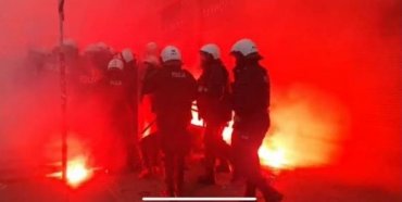 В Варшаве прозошли массовые столкновения граждан с полицией