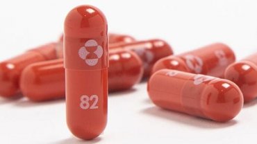 В Украине проведут испытания таблеток Pfizer и Merck от коронавируса