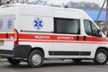 В Винницкой области BMW влетело в отбойник: погиб 7-летний ребенок