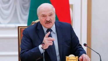 Лукашенко предложил доставить мигрантов с границы самолетами «Белавиа» в Мюнхен