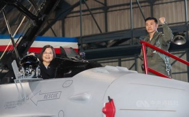 США отправили Тайваню 64 модернизированных истребителя F-16 для противостояния Китаю