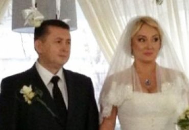 Экс-майор Мельниченко женился на телеведущей