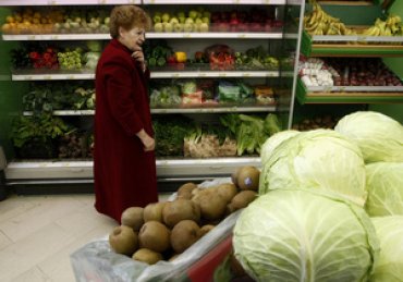Осложнение погодных условий спровоцировало рост цен на овощи и фрукты в Украине