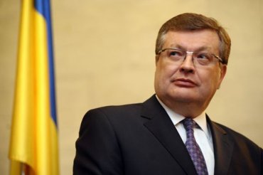 Янукович назначил вице-премьером Константина Грищенко