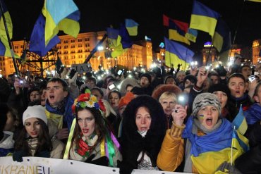 Жены регионалов активно поддерживают Евромайдан
