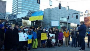 В Американском Портленде христиане провели акцию в поддержку Евромайдана