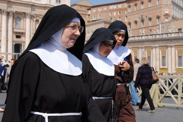 Женский монашеский орден выступил против запрета проституции во Франции
