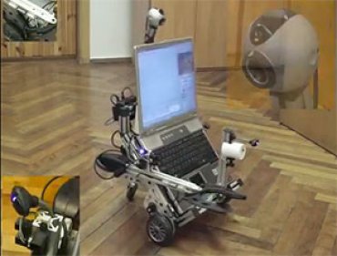 Украинцы создали бытового робота и ищут инвестиции на запуск серийного производства