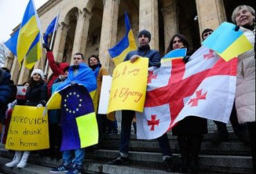 Грузинских журналистов выдворяют из Украины за участие в Евромайдане