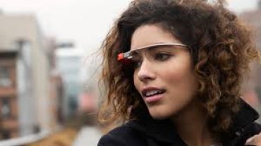 Очки Google Glass получили функцию фотосъемки с помощью моргания