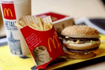 Макдональдс рекомендует употреблять “здоровую пищу”