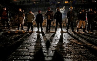 Штаб национального сопротивления усиливает оборону Майдана на праздники