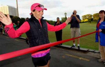 47-летняя жительница Новой Зеландии пробежала за три дня 498 километров