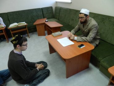 В Турции предлагают отпускать школьников на каникулы на 2 года для заучивания Корана