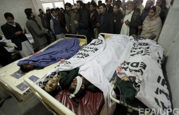 Талибы захватили школу в Пакистане и убили 130 детей