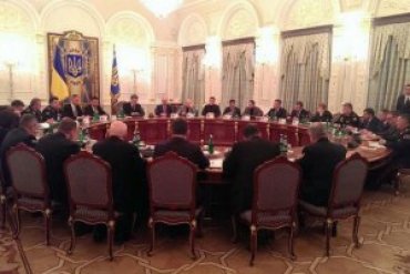 Порошенко призвал Раду срочно отменить внеблоковый статус Украины
