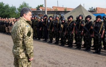 Порошенко уверяет, что Украина готова к открытому вторжению России