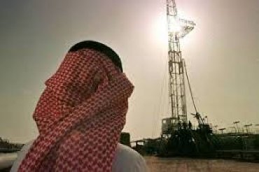 Страны Персидского залива не намерены сокращать добычу нефти