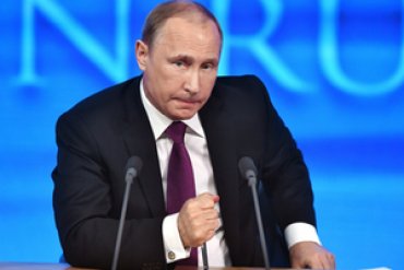 Россияне 16-й раз подряд назвали Путина человеком года