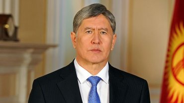 «Нож в спину»: президент Киргизии выгоняет из страны российскую военную базу