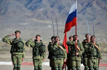 Кыргызстан потребовал от Путина убрать российские военные базы