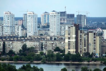 Кто вкладывает в недвижимость в Украине