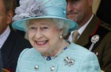 Британская королева ответила на письмо школьников из Бердянска
