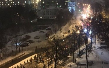 Футбольные фанаты устроили погромы в центре Киева