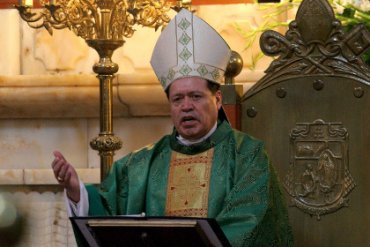 Архиепископ Мехико попросил Деву Марию смягчить сердце Трампа