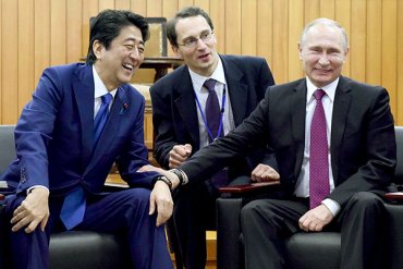 Японцы недовольны итогами переговоров Абэ и Путина