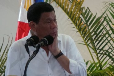 Президент Филиппин назвал послов США шпионами