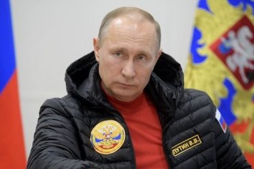 Путин идет на выборы под лозунгом «Россия в кольце врагов»