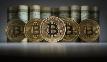Bitcoin подскочил выше $18 тыс. и сразу обвалился
