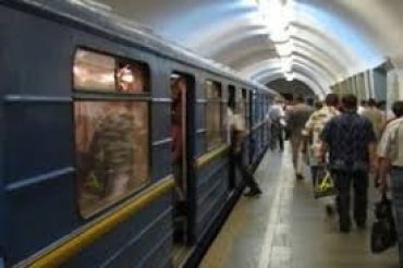 В Санкт-Петербурге неонацисты избили пассажиров метро