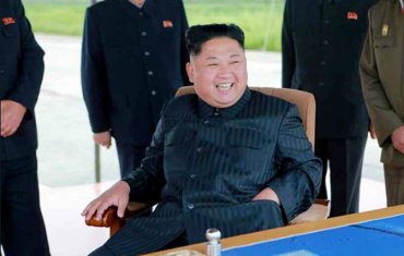 Ким Чен Ын и его окружение вкалывают себе золото