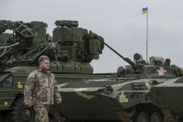 Порошенко принял меры по усилению группировки на Донбассе