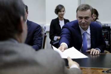 ЦИК не допустил Навального к выборам президента России