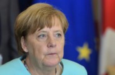 Почти половина немцев хочет отставки Меркель
