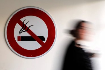 В России хотят запретить курение