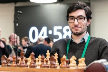 Украинский шахматист сенсационно обыграл чемпиона мира Карлсена