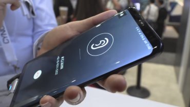 Samsung намерен представить новые «говорящие дисплеи»