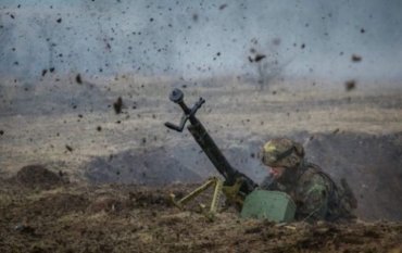 Боевики обстреляли позиции сил ООС возле Марьинки, – Минобороны
