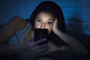 «Ночной режим» смартфона вредит здоровью