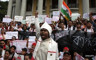 Из-за протестов в индийском штате за последние 2 дня погибли 11 человек