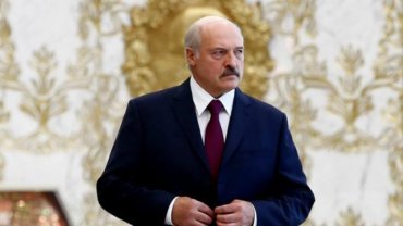 Лукашенко заявил, что Россия прессует Беларусь