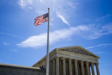 Техас и еще 17 штатов просят Верховный суд США отменить результаты выборов