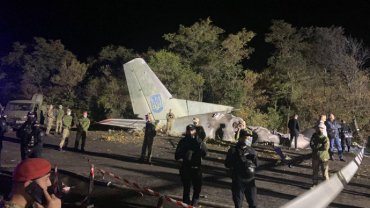 Командующему ВВС вручили подозрение по крушению АН-26
