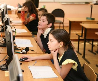 Школьную программу по информатике радикально изменят: устарела на 20 лет