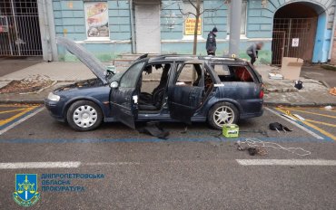 Дистанционная очередь из автомата и взрыв авто: в Днепре пытались убить депутата