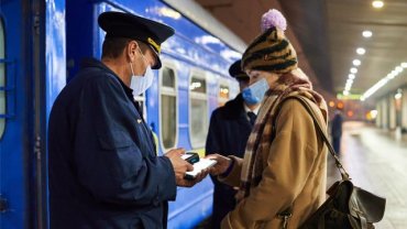«Укрзализныця” назначила дополнительные поезда на Новый год: расписание